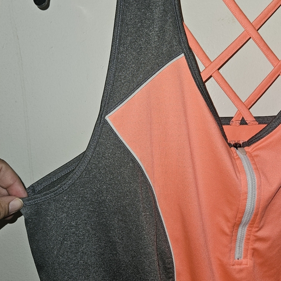 🛍Catherine Activewear Sleeveless Top 1X - Picture 2 of 4